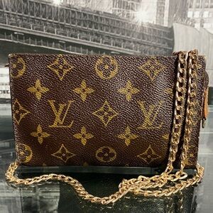 Authentic Louis Vuitton Monogram Cosmetic Accessories Pouch